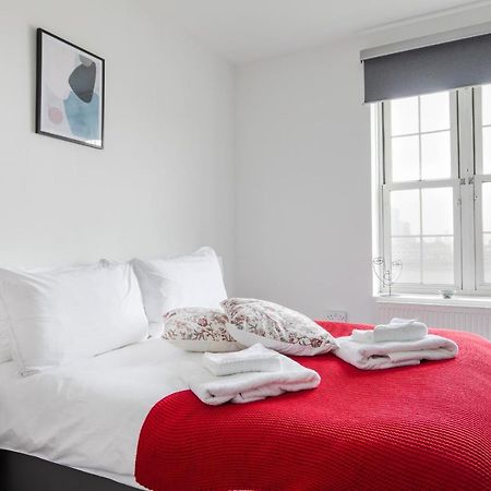 Modern 3 Bed Flat In Greenwich Near The River Thames For 6 People Apartment London Exterior photo